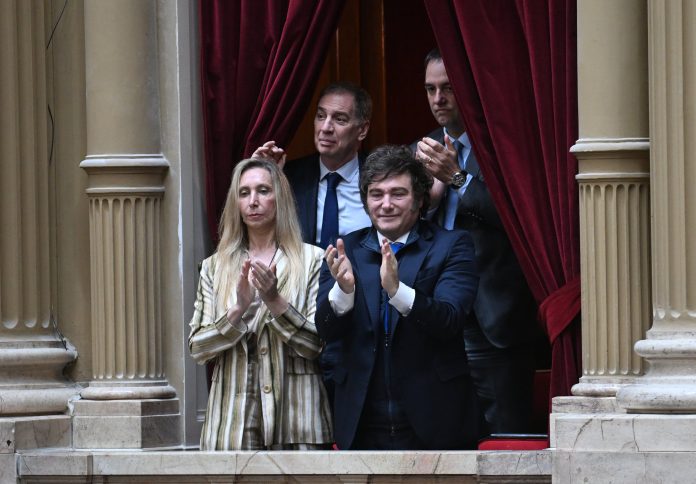 El Gobierno llega a las extraordinarias con aire por el Presupuesto, pero continúa la negociación por las reformas